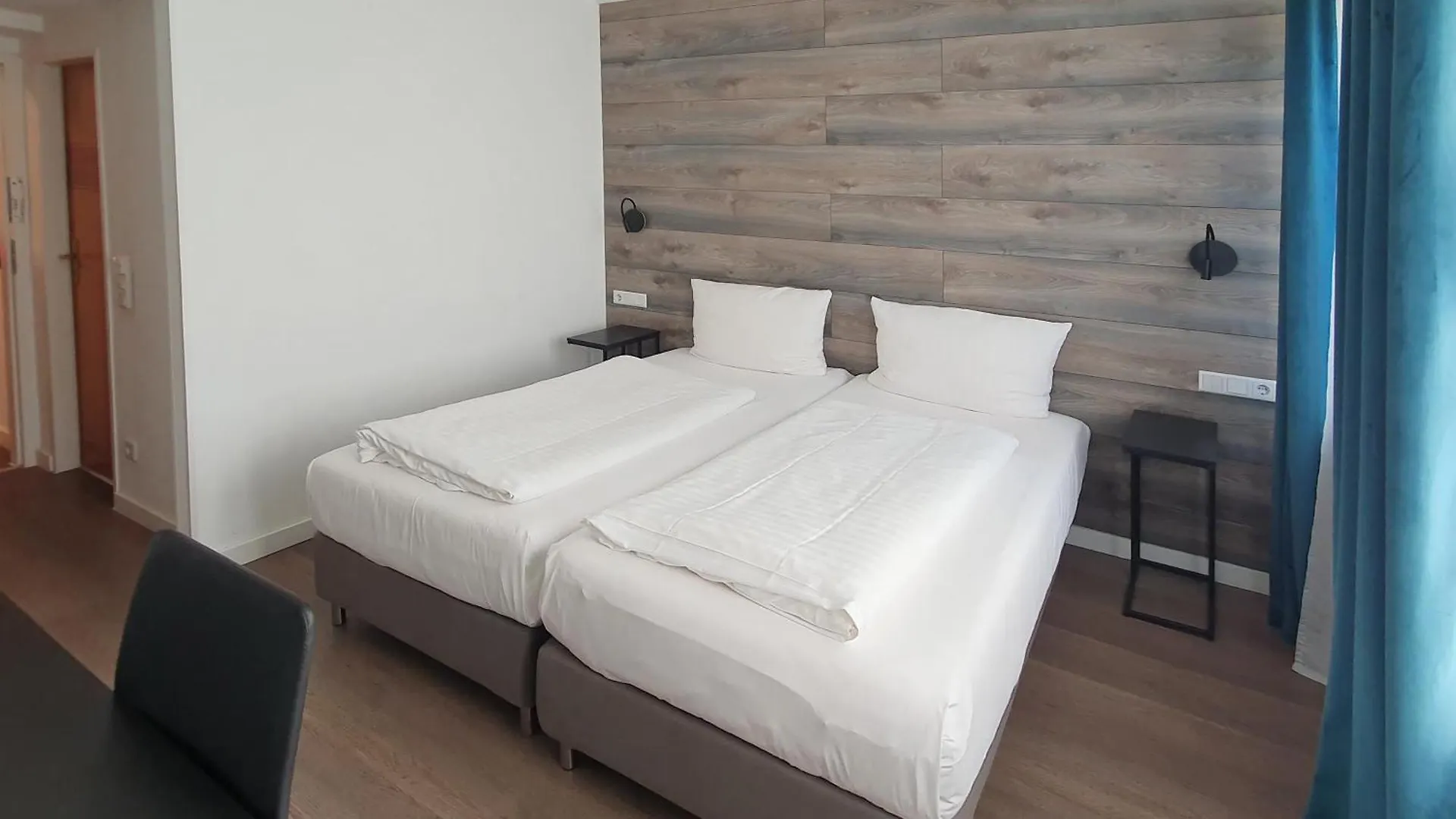 Rheinmetropole Hotel Дюссельдорф